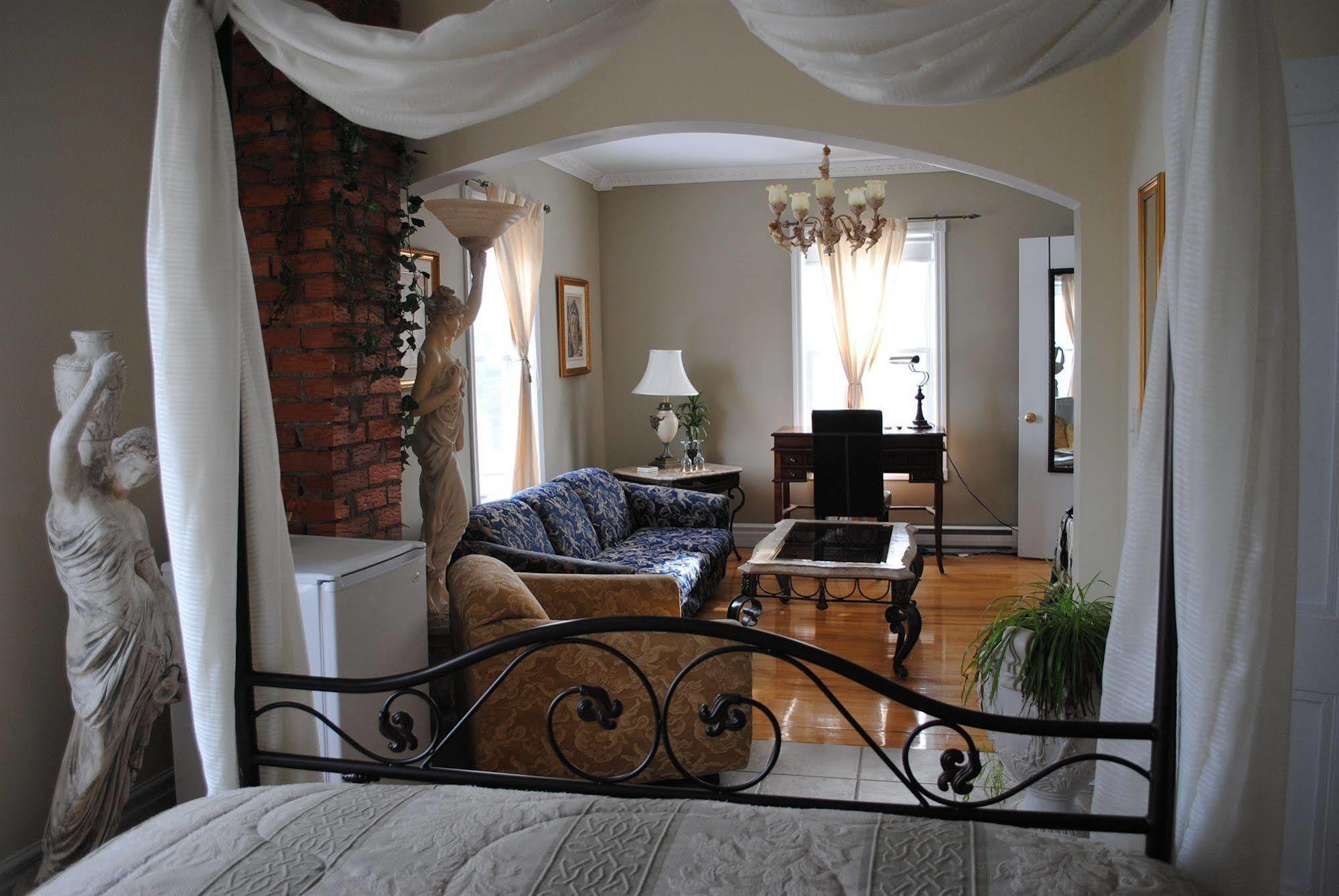 Auberge Marquis De Montcalm Sherbrooke Exterior foto